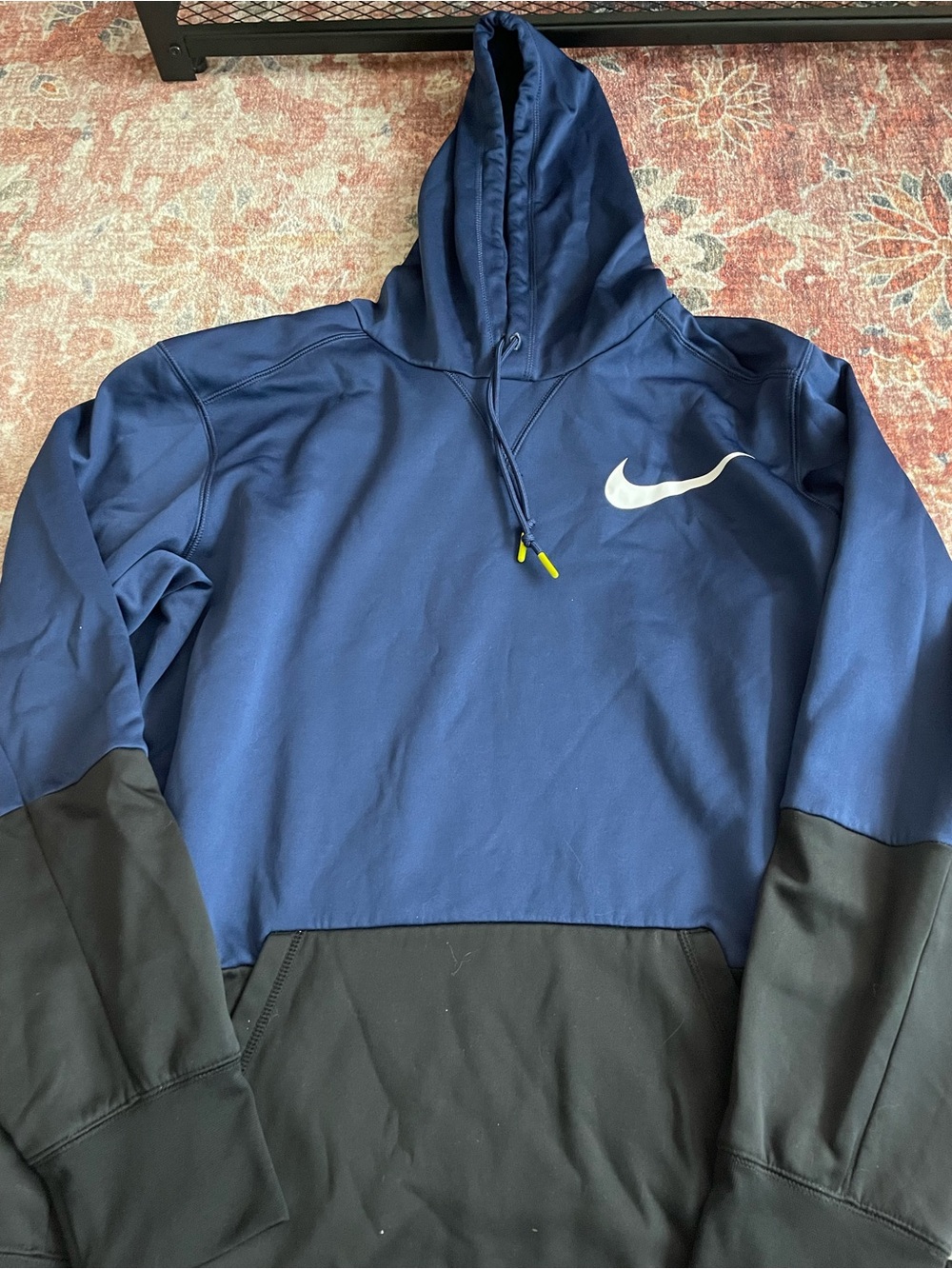 Men’s Large Nike Dri Fit Hoodie